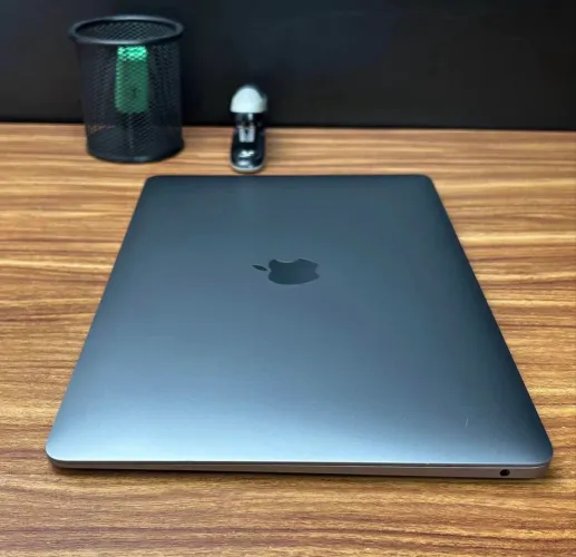 MacBook Air M1