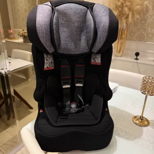 Cadeira infantil para auto de 9 a 36kg