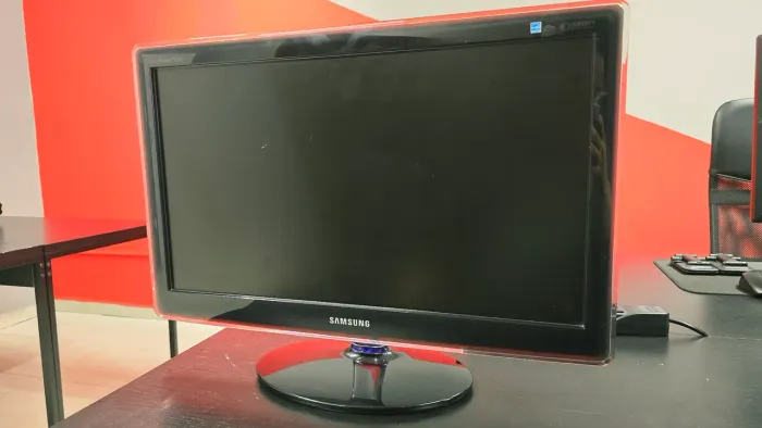 Monitor Samsung SyncMaster P2370 23? LCD com Entrada DVI