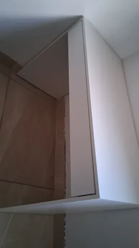 Escrivaninha branca MDF