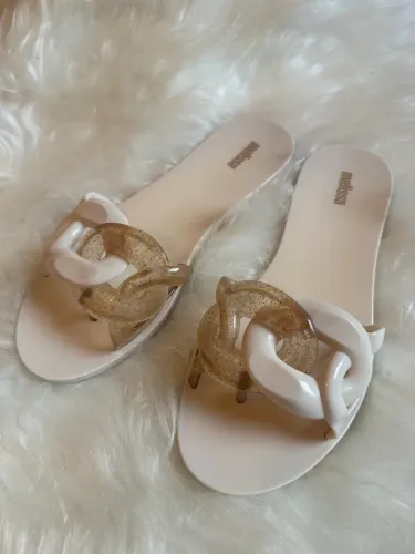 Melissa original off. White nova 38