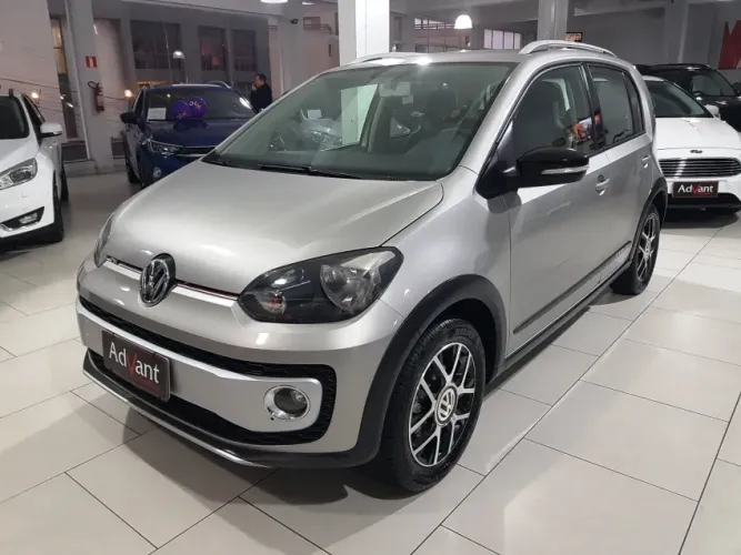 Volkswagen Up! Cross 1.0 TSI Total Flex 12V 5P 2017