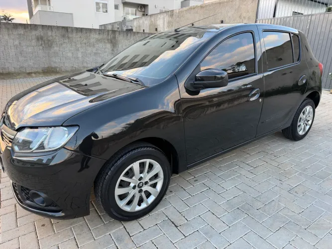 Renault Sandero Expression Hi-power 1.6 8V 5P 2015