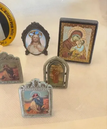 KIT COM 09 QUADRINHIS COM IMAGENS RELIGIOSA DE MESA