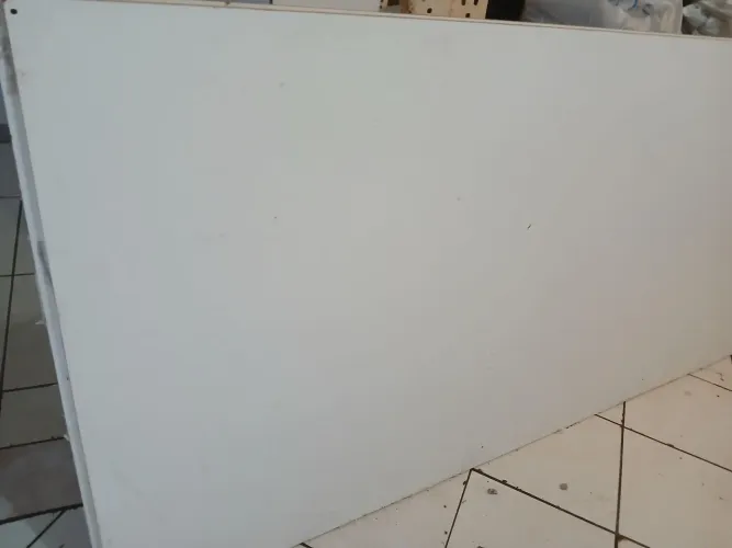 2 placas de MDF brancas