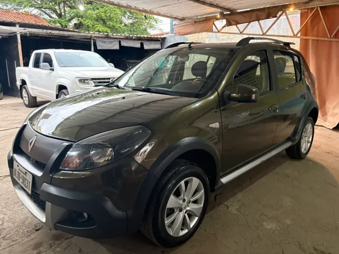 Renault Sandero Stepway Hi-power 1.6 8V 5P 2014