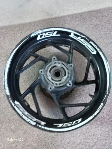Roda gsxr 750