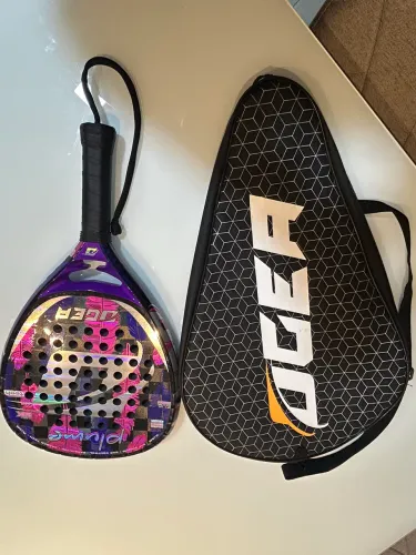 Vendo raquete de Padel Ógea Pluma 6 meses de uso