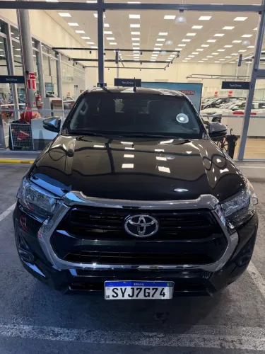 Toyota Hilux CD SRV 4X4 2.8 TDI Diesel Aut. 2024