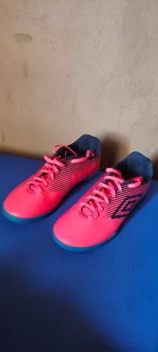 Chuteira Futsal Umbro - Tamanho [39]