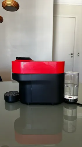 Cafeteira NESPRESSO Linha Vertuo