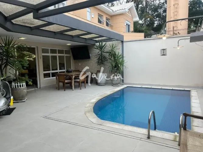 Sobrado à venda em condomínio fechado - 4 quartos - 2 suítes - Jardim São Caetano - São Ca