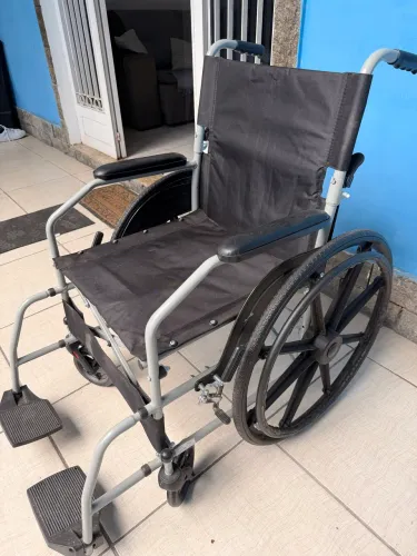Cadeira de Rodas