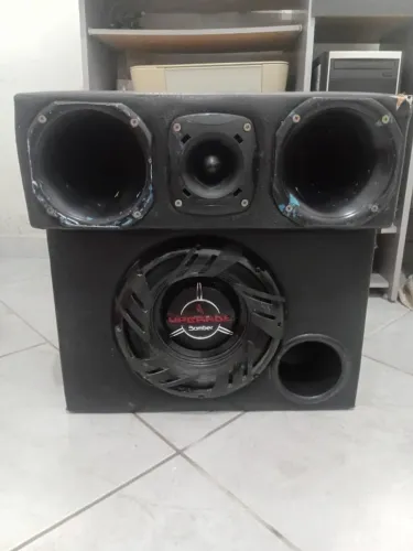 Caixa de Som Trio Subwoofer Bomber Upgrade
