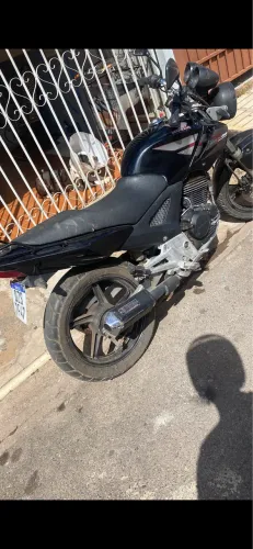 Vende-se CBX