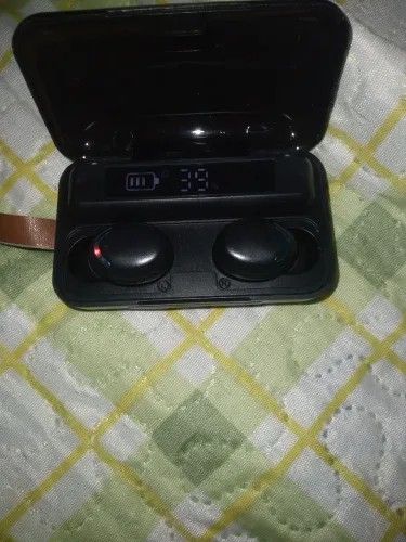 Vendo um fone digital valor 80,00 reais