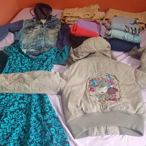 Lote roupas femininas com 9 peças 