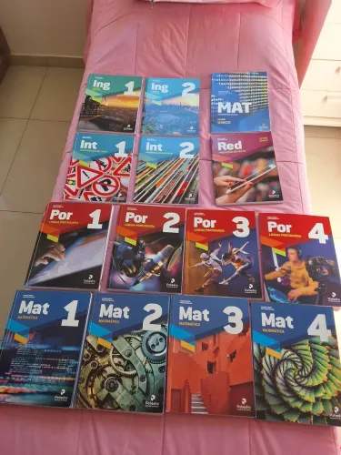 Cadernos de Estudos Turma Med Poliedro (Matemática, Português, Interpretação,Inglês,Red)