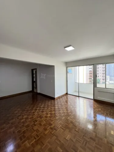 Apartamento com 03 dormitórios - Próximo da avenida São Paulo