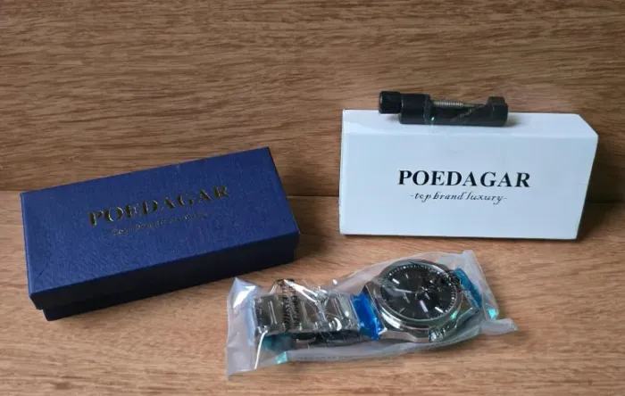 Relógio de Pulso - Marca Poedagar