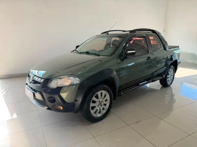 Fiat Strada Adventure1.8/ 1.8 Locker Flex CD 2013