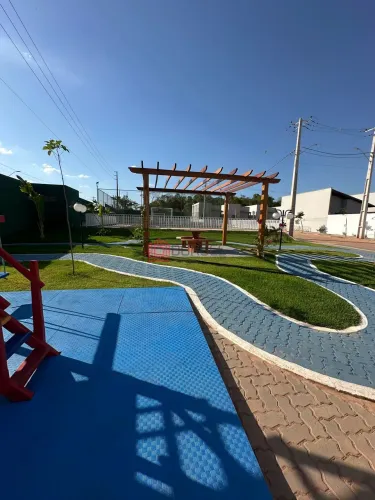 Casa em Condomínio Fechado
