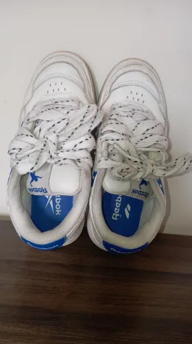 Tênis Reebok infantil Número 31