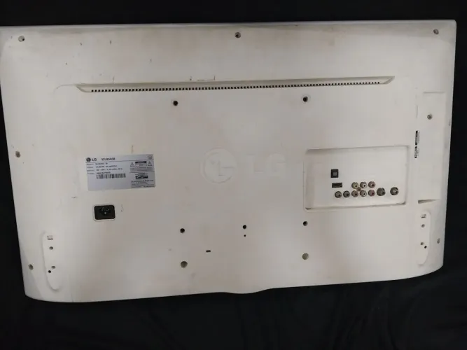 LG TV 32 POLEGADAS(retirada de peças)