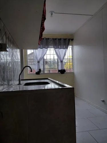 Kitinet 1 Q barigui