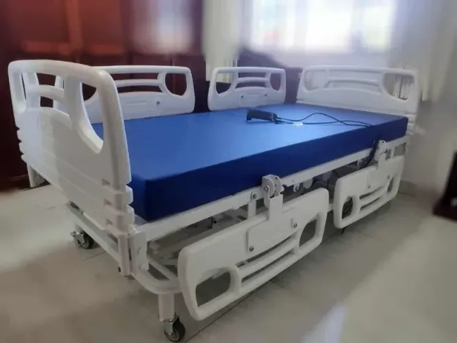 Cama para tratamento de saúde