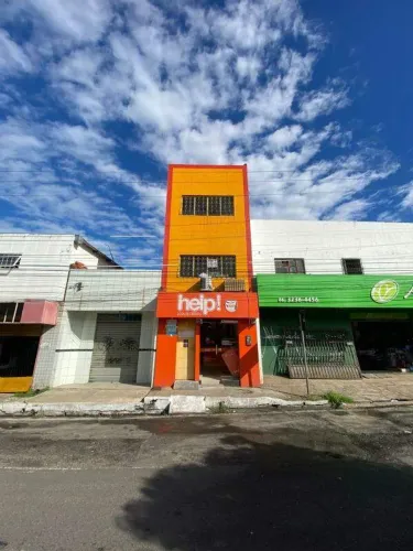 PRÉDIO COMERCIAL COM 03 PAVIMENTOS NO BAIRRO DIRCEU II.