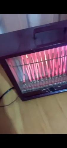 Aquecedor antigo funcionando perfeitamente.