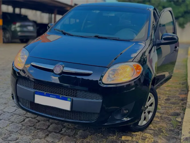 Fiat Palio Attractive 1.0 EVO Fire Flex 8V 5P 2014