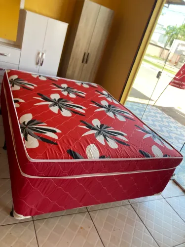 Cama box de casal de espuma nova