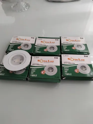 Kit 6 Spot Led Embutir 5w Redondo. Aceita ofertas.