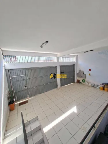Imóvel Espaçoso em Carapicuiba - Ideal para Familia Grande ou Investimento! ( 3 vagas)