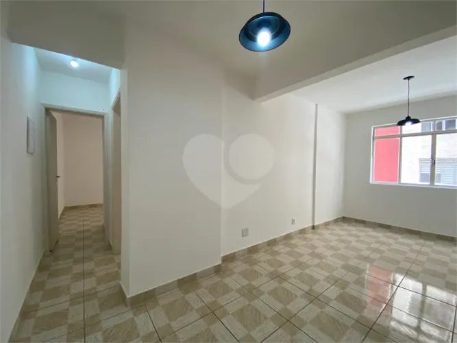 Apartamento com 2 quartos para locação em Aclimação - SP