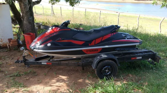 Jet ski Yamaha 80 HP VX 700 2 temppos