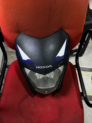 Frente da Xre 300 completa similar 120.$$