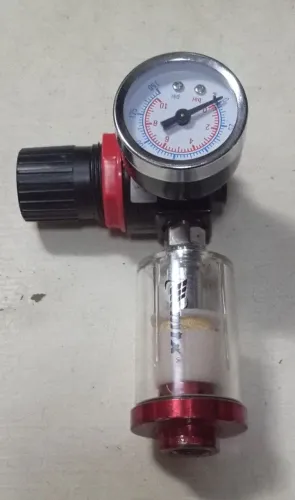 REGULADOR DE AR E PRESSÃO COM FILTRO DE AR P/COMPRESSOR/PISTOLA E FERRAMENTAS PNEUMÁTICO 