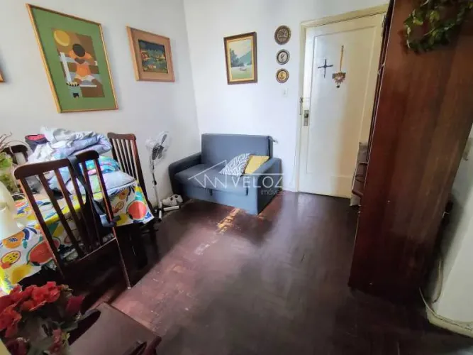 Apartamento : / Residencial / Glória
