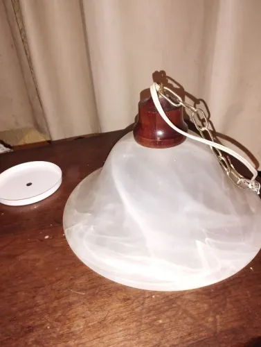 Lustre clássico em perfeito estado. Peça de colecionador. Raridade