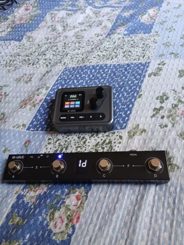 Pedaleira pocket amp mais chocolate