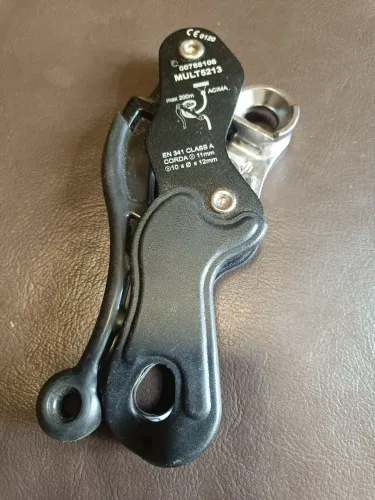 Descensor autoblocante - resgate em altura