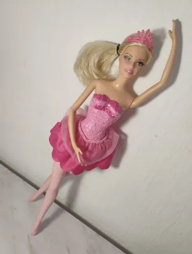 Boneca Barbie Bailarina do filme "Barbie e As Sapatilhas Mágicas