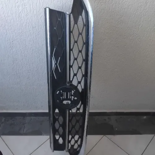 Grade dianteira Modelo Volkswagen Taos ano 2021