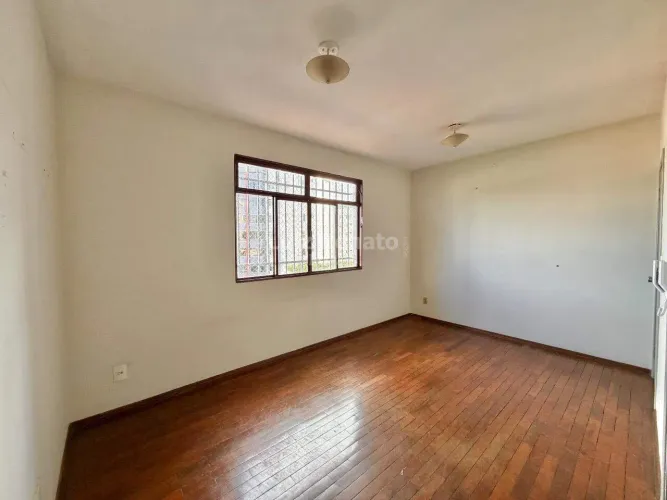Cobertura à venda no bairro Nova Floresta