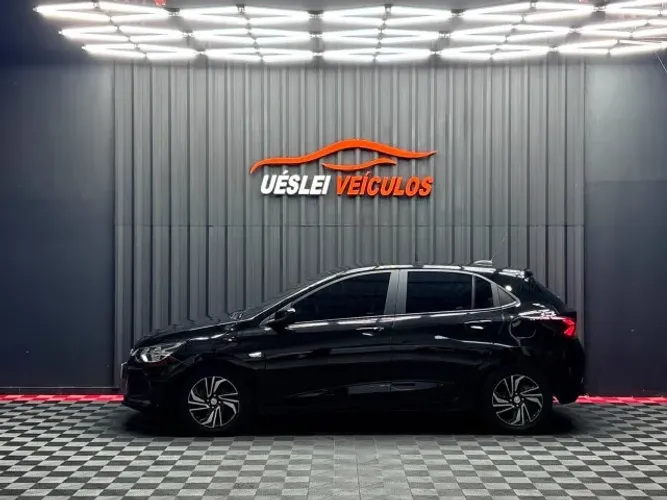 Chevrolet Onix Hatch LT 1.0 12V Flex Mec. 4P 2025