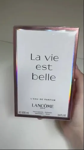 La vie est Belle" da Lancôme