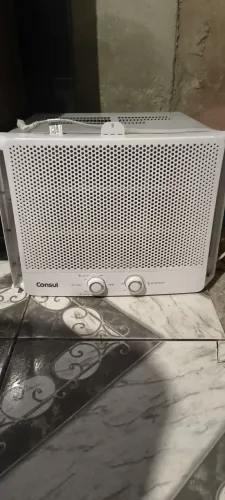 Ar-condicionado Consul em ótimo estado de 7500 BTUS